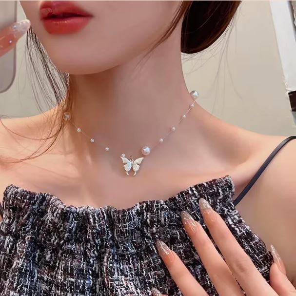 Fashion Trend Butterfly Imitation Pearl Necklace for Women